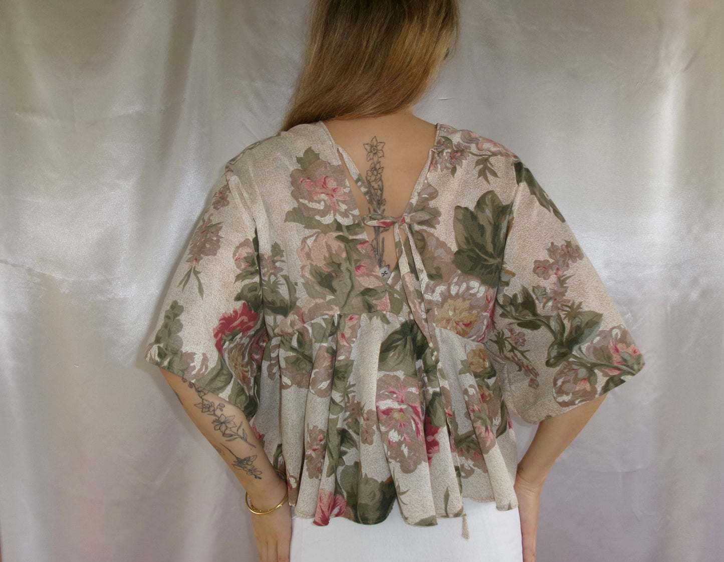 Nicksen tee top