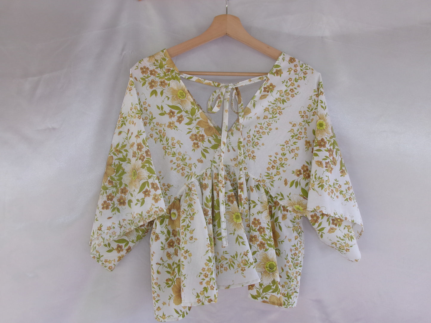 Liora tee top